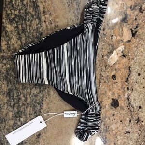 Frankie’s bikini bottom (m)